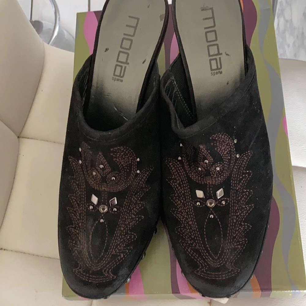 MODA BLACK CLOGS SUEDE size 9.5
